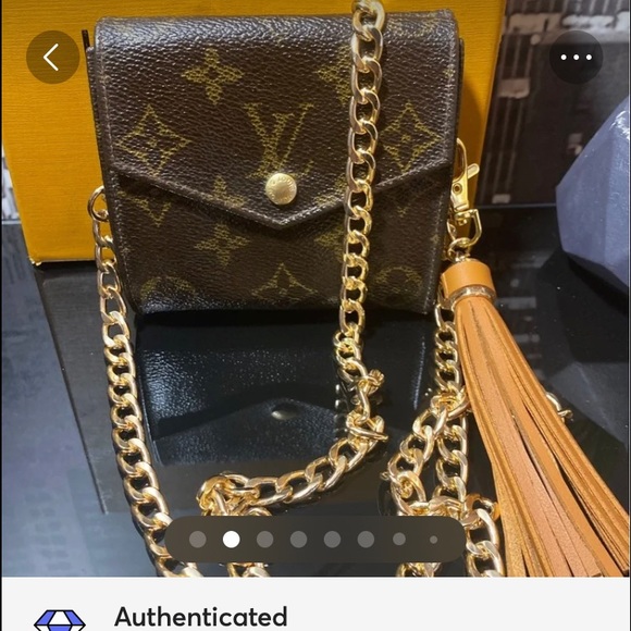 Authentic Louis Vuitton Monogram Elise Wallet - Picture 2 of 12